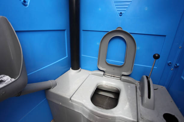 Best Portable restroom trailer rental  in Centrevle, IL